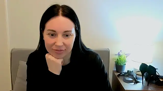 MiaFair online show from 18, 3, 2026