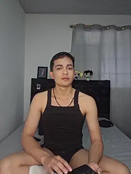 Snapshot of NewYoungHot chatting on 24, 2, 2026 NewYoungHot online show from 24, 2, 2026