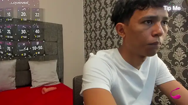 Little Twink19x online show from 9, 5, 2026