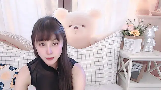 Snapshot of Luckmia333 chatting on 27, 2, 2026 Luckmia333 online show from 27, 2, 2026