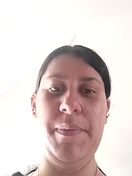 LunaDamasco online show from 1, 4, 2026