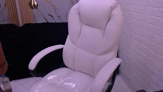 velvet o online show from 28, 2, 2026