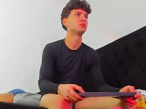 hot boys 2  online show from 24, 2, 2026