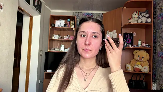 Snapshot of poly_princess chatting on 1, 4, 2026 poly princess online show from 1, 4, 2026