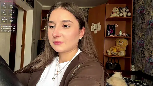 Snapshot of poly_princess chatting on 10, 4, 2026 poly princess online show from 10, 4, 2026