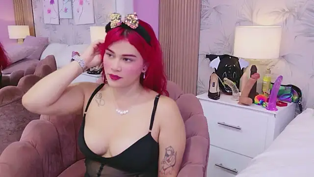 Snapshot of CherryTayloor chatting on 19, 4, 2026 CherryTayloor online show from 19, 4, 2026
