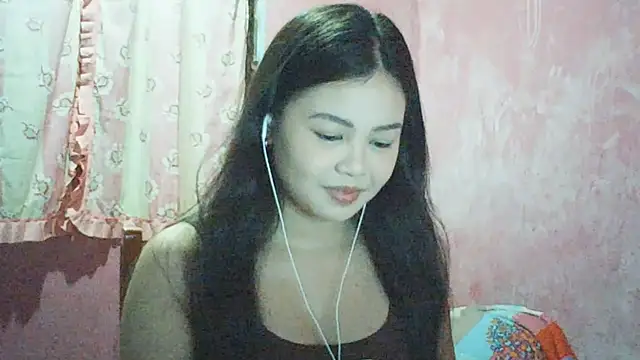 Snapshot of DessertFlower chatting on 19, 4, 2026 DessertFlower online show from 19, 4, 2026