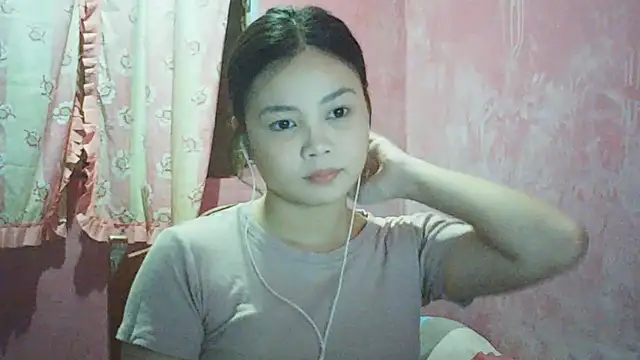 Snapshot of DessertFlower chatting on 22, 4, 2026 DessertFlower online show from 22, 4, 2026