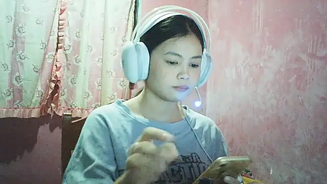 Snapshot of DessertFlower chatting on 26, 4, 2026 DessertFlower online show from 26, 4, 2026