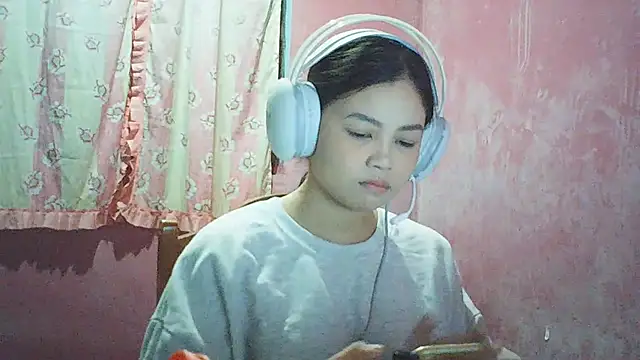 Snapshot of DessertFlower chatting on 1, 5, 2026 DessertFlower online show from 1, 5, 2026