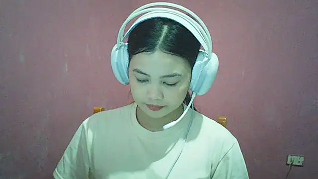 Snapshot of DessertFlower chatting on 21, 5, 2026 DessertFlower online show from 21, 5, 2026