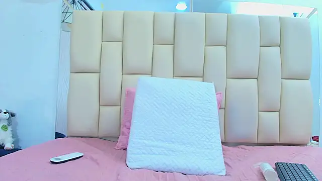 Snapshot of Lana_Sliim chatting on 26, 2, 2026 Lana Sliim online show from 26, 2, 2026