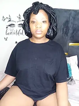 Snapshot of Divine_Beautyxx chatting on 22, 5, 2026 Divine Beautyxx online show from 22, 5, 2026