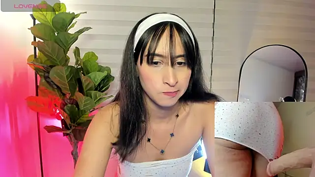 Antonella Moretti  online show from 18, 4, 2026