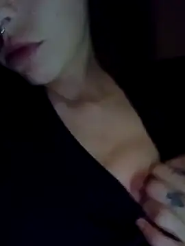 Snapshot of LAMALASUERTE chatting on 3, 3, 2026 LAMALASUERTE online show from 3, 3, 2026