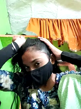 Cute aroshi online show from 6, 4, 2026