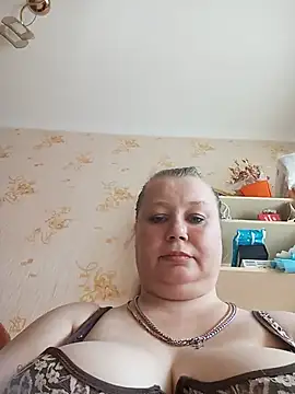 KiraStanton online show from 25, 6, 2026