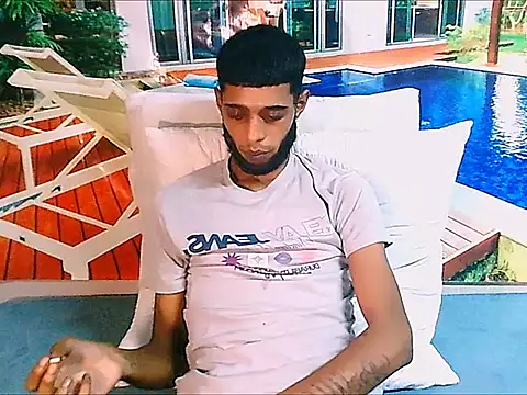 Snapshot of CharmingIndian1 chatting on 21, 4, 2026 CharmingIndian1 online show from 21, 4, 2026