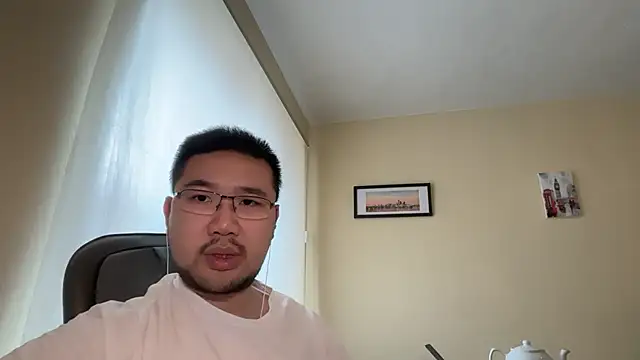 Snapshot of jasonryu2025 chatting on 17, 4, 2026 jasonryu2025 online show from 17, 4, 2026