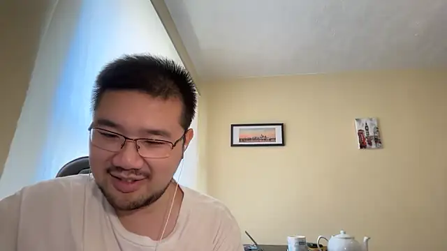 Snapshot of jasonryu2025 chatting on 23, 4, 2026 jasonryu2025 online show from 23, 4, 2026