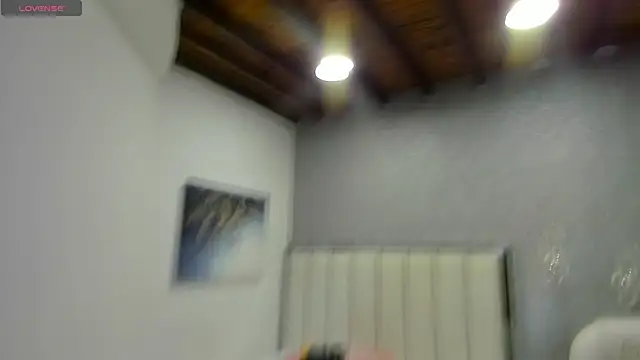 Snapshot of Ambarr_Moon_ chatting on 28, 4, 2026 Ambarr Moon online show from 28, 4, 2026