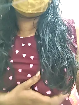 Shaliniqueen online show from 8, 4, 2026