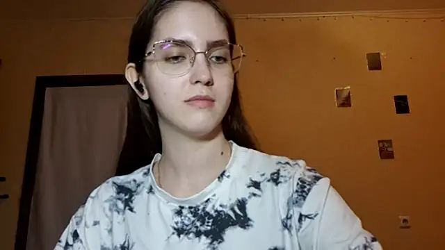 Snapshot of Katelemon chatting on 22, 4, 2026 Katelemon online show from 22, 4, 2026
