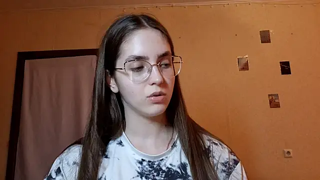Snapshot of Katelemon chatting on 15, 5, 2026 Katelemon online show from 15, 5, 2026