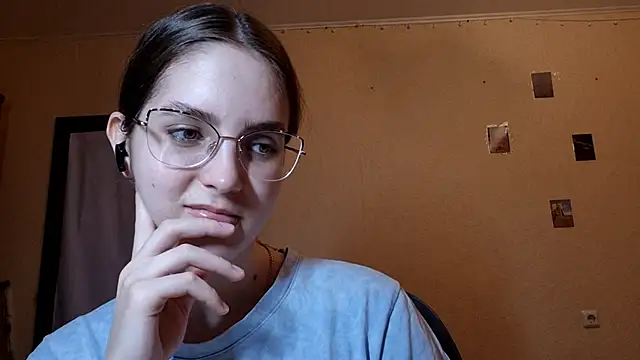 Snapshot of Katelemon chatting on 17, 5, 2026 Katelemon online show from 17, 5, 2026