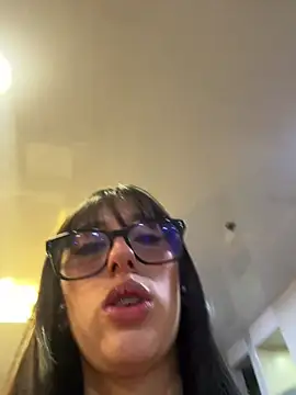 Snapshot of susi_chimm chatting on 13, 5, 2026 susi chimm online show from 13, 5, 2026