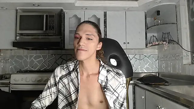 Snapshot of CrisOzzz chatting on 8, 4, 2026 CrisOzzz online show from 8, 4, 2026