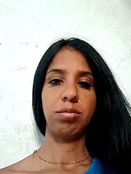 skinnyprety18 online show from 23, 2, 2026