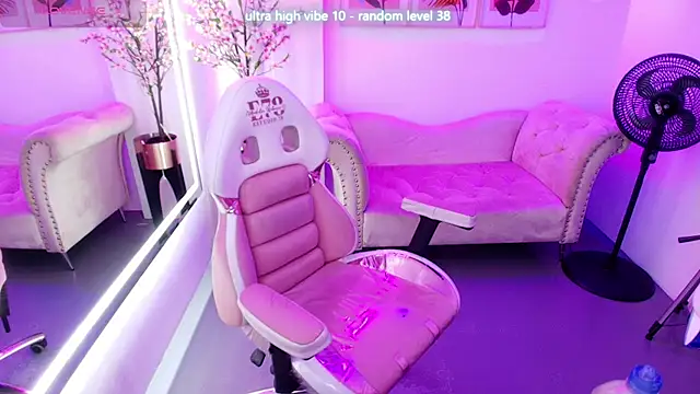 Snapshot of Chloe_meoww chatting on 15, 5, 2026 Chloe meoww online show from 15, 5, 2026