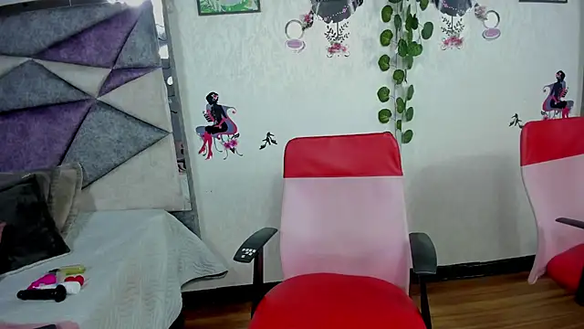 Snapshot of JennieRider chatting on 13, 5, 2026 JennieRider online show from 13, 5, 2026