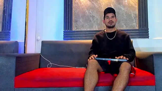 Latins on fire online show from 12, 4, 2026