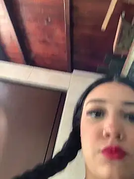 Snapshot of Iris_Black chatting on 14, 4, 2026 Iris Black online show from 14, 4, 2026