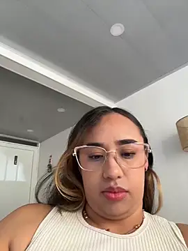 Snapshot of Eyssha chatting on 26, 2, 2026 Eyssha online show from 26, 2, 2026