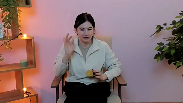 Snapshot of TwilaMode chatting on 22, 2, 2026 TwilaMode online show from 22, 2, 2026