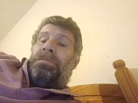 Snapshot of stud2512 chatting on 25, 2, 2026 stud2512 online show from 25, 2, 2026