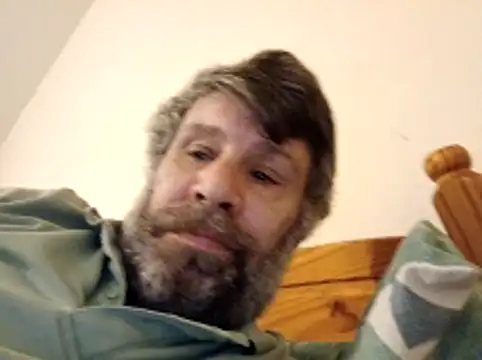 Snapshot of stud2512 chatting on 1, 3, 2026 stud2512 online show from 1, 3, 2026