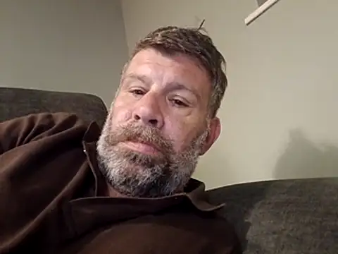 Snapshot of stud2512 chatting on 24, 5, 2026 stud2512 online show from 24, 5, 2026