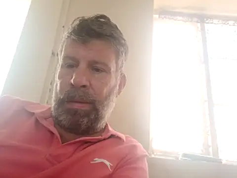 Snapshot of stud2512 chatting on 30, 5, 2026 stud2512 online show from 30, 5, 2026