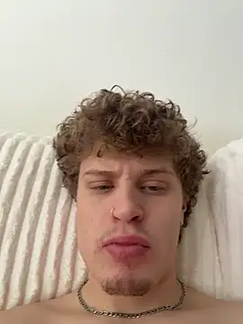 Snapshot of PAPITRVN chatting on 23, 2, 2026 PAPITRVN online show from 23, 2, 2026