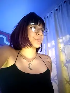 Snapshot of ElowenVirelle chatting on 26, 2, 2026 ElowenVirelle online show from 26, 2, 2026