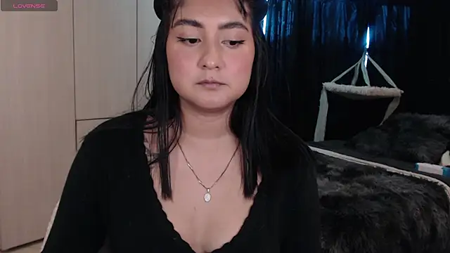 Snapshot of zakura_ania chatting on 1, 3, 2026 zakura ania online show from 1, 3, 2026