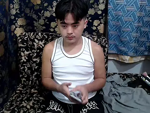 Snapshot of cute_asian22 chatting on 6, 4, 2026 cute asian22 online show from 6, 4, 2026