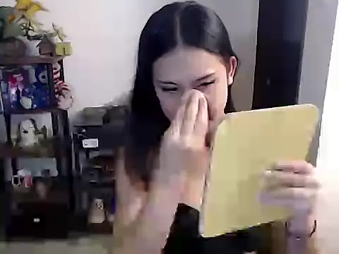 Snapshot of sweetasian_zoe chatting on 13, 3, 2026 sweetasian zoe online show from 13, 3, 2026