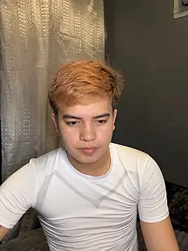Snapshot of urbigcutienasio chatting on 4, 8, 2026 urbigcutienasio online show from 4, 8, 2026