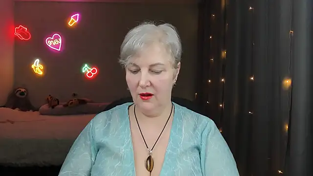 Mary-Leee online show from 1, 4, 2026