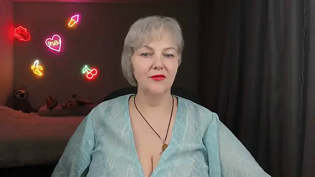 Mary-Leee online show from 3, 4, 2026